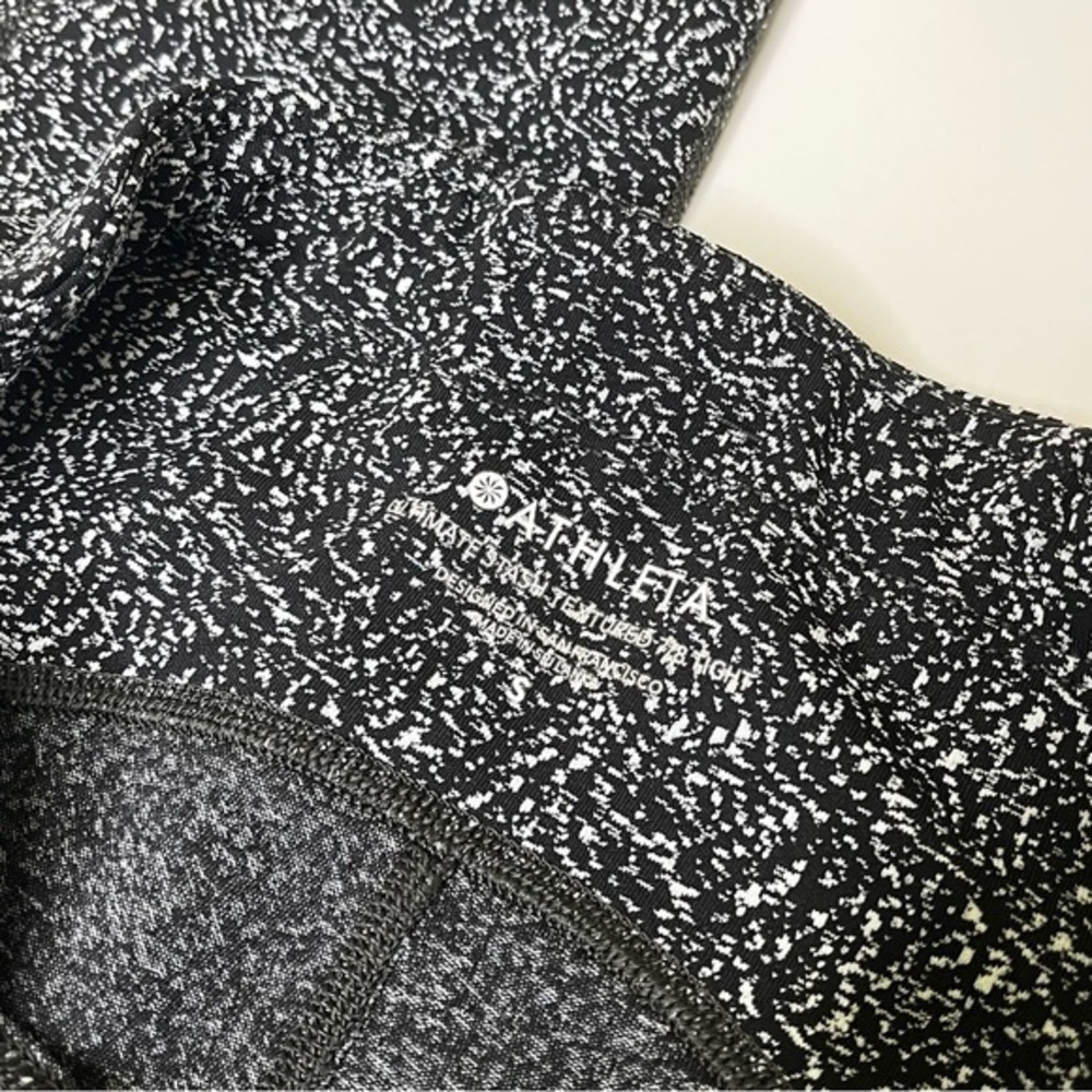 Athleta Ultimate Stash Textured 7/8 Tight Static Black White Small‎ - Picture 3 of 7